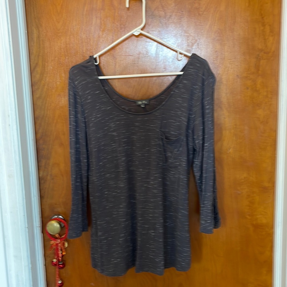Lily rose quarter sleeve size xl off the shoulder grey and white